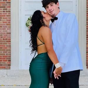 Meet your Posher, Alexis